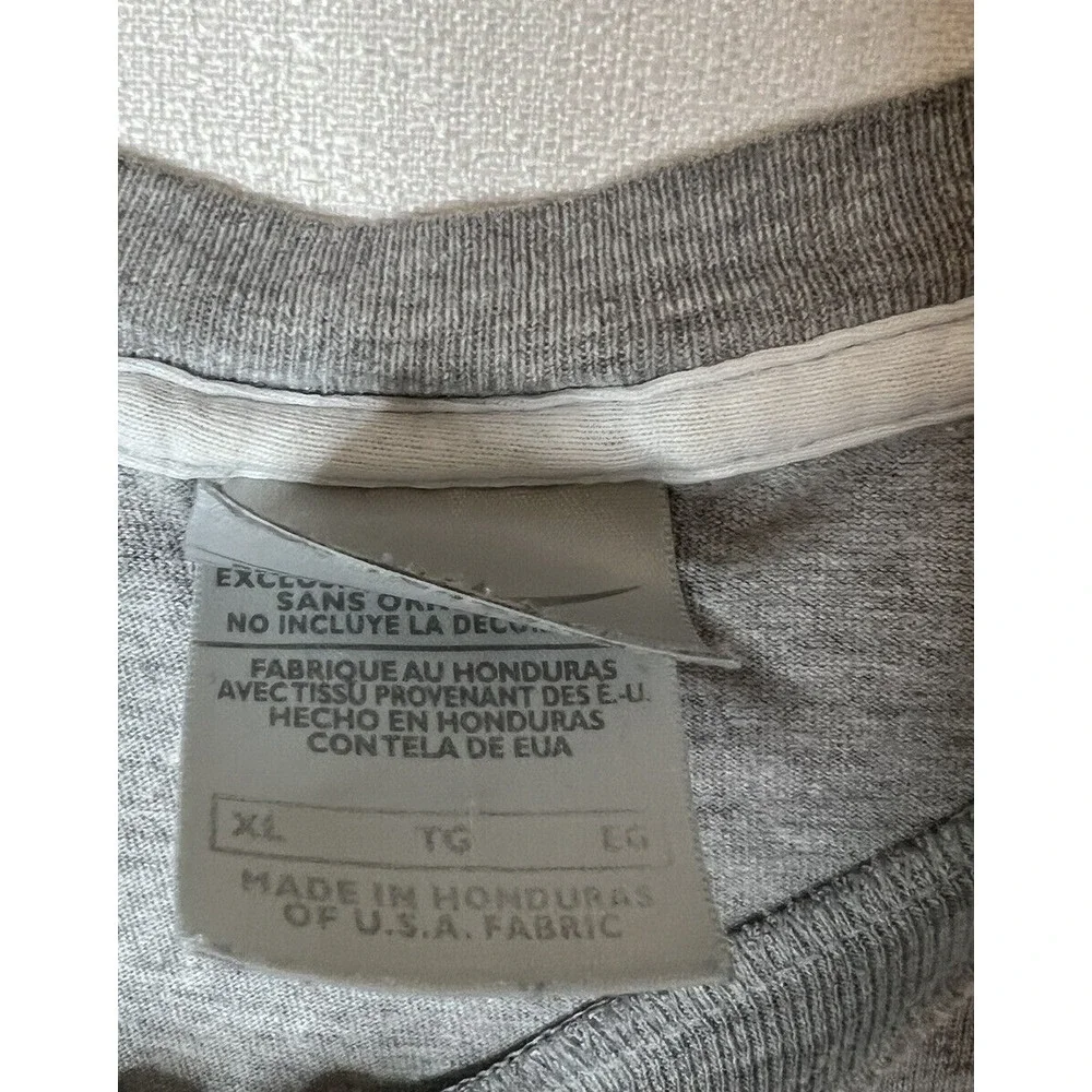 Vtg Nike Mens XL Solid Grey T-Shirt w/ White Embroidered Swoosh READ
